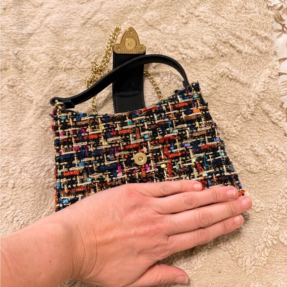 Guess Multicolor Tweed Shoulder Bag with Black and Gold Accents - Picture 7 of 8